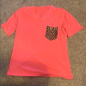 Hot pink tee with cheetah print pocket